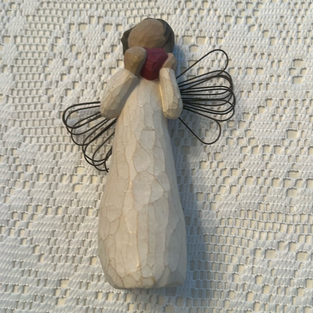 Willow Tree Angel of the Heart